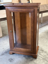 Mobile Vetrina Vetrinetta Espositore Classico in legno finitura ciliegio L. 70 Arte Piombini mobili Classici V8820 1