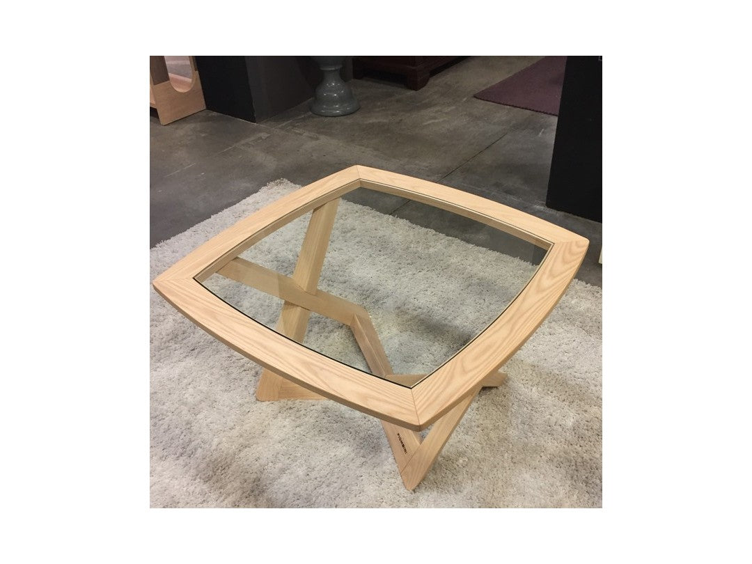 Modern square shaped coffee table 80 x 80 in ash wood Modigliani Piombini