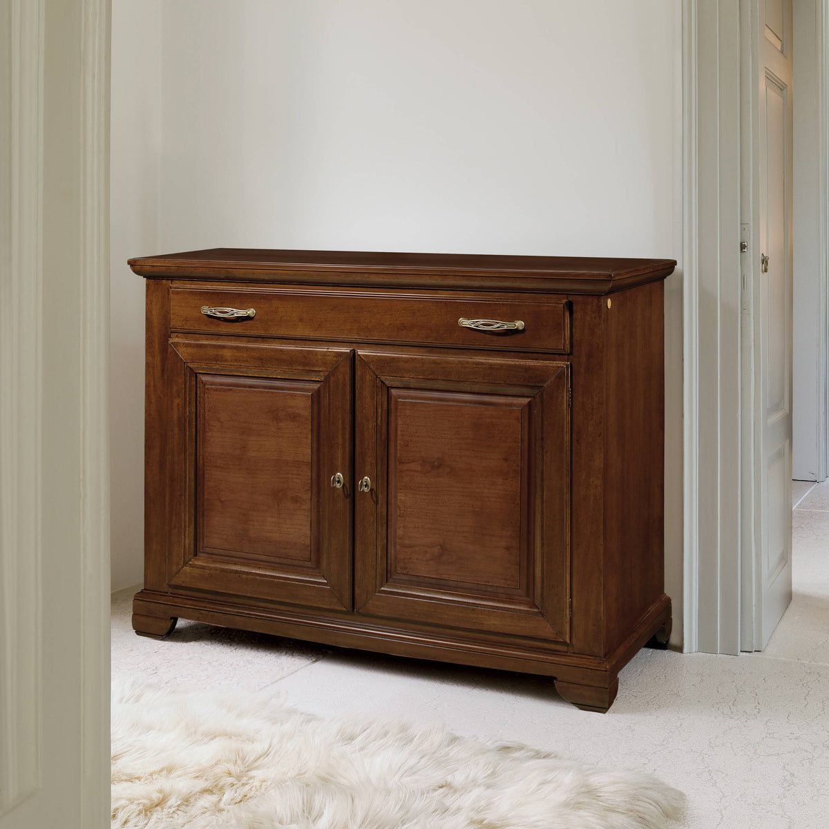 Credenza Classica in Legno di Ciliegio Con Bugna Collezione Arte Piombini Mobili Classici Italiani 8810B