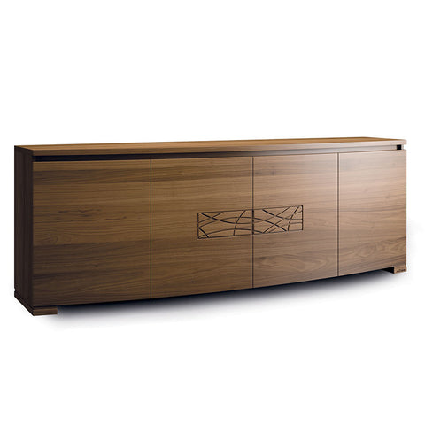 Credenza contemporanea Modigliani 8214F in vero legno di noce con quattro ante sagomate, apertura a gola integrata e decoro Comete artigianale