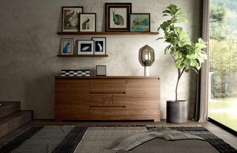 Credenza Moderna Sagomata due porte tre cassetti Noce Naturale Formella Modigliani Piombini Ambiente 8212F