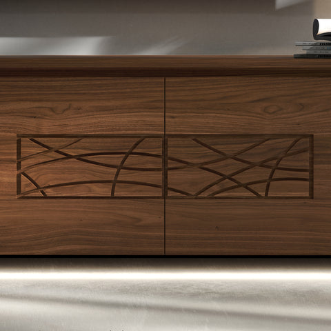 Dekor Comete, geschnitzt in Canaletto-Nussbaumholz mit 100 Natur-Finish, für das TV-Möbel Modigliani 9208F, handgefertigt von Piombini und mit LED-Beleuchtung