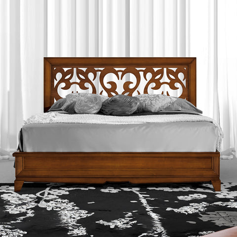 Klassisches Doppelbett aus Holz mit perforiertem Kopfteil aus der Piombini-Kollektion von Arte d'Este 