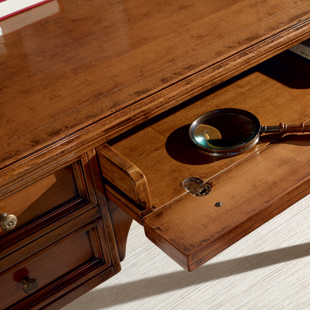 Classic desk with five drawers and two pull-out trays by Arte Tiziano Piombini