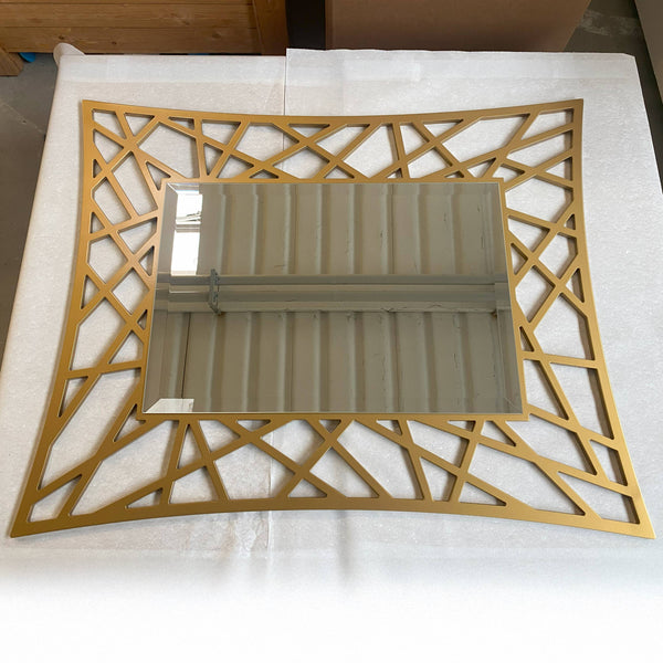 Specchiera geometrica finitura bronzo