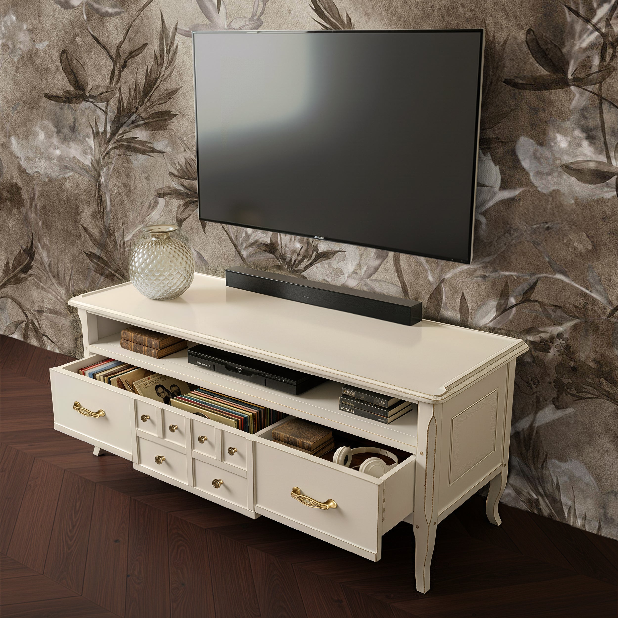 Mobile Porta TV classico con cassetto e vano giorno, firmato Tiziano. Un arredo Piombini che unisce stile intramontabile e funzionalità moderna.