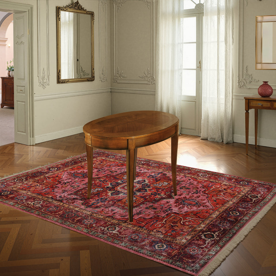 Tavolo classico ovalino Tiziano RH595 in ciliegio spinato, elegante e raffinato, con allunga interna. Un tavolo ovalino raffinato in ciliegio spinato, con lavorazione a spina e allunga interna. Elegante e caldo, ideale per arricchire la tua casa con stile.